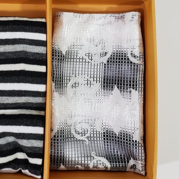 Robert Lewis Silver Bow Tie Hanky Socks Box 3 Set - Picture 3 of 7